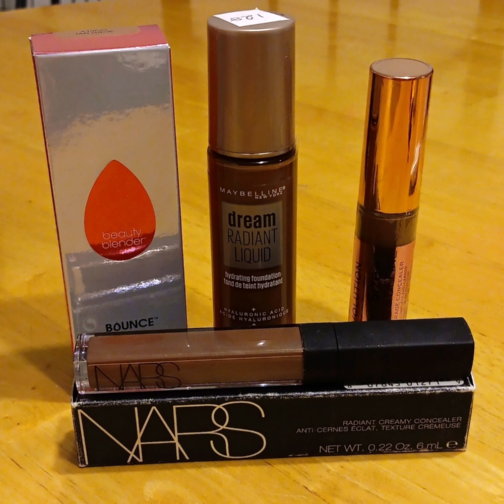 4 Piece Concealer Bundle NWT Nars Bounce Maybelline & Revolution